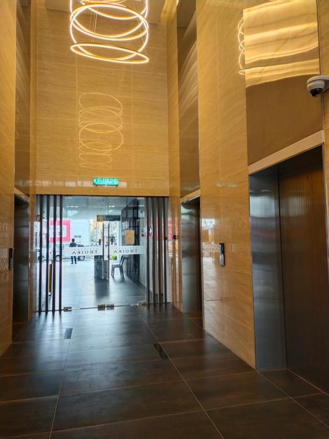 Cmk Troika Apartmen#Free Netflix Kota Bharu Exterior photo